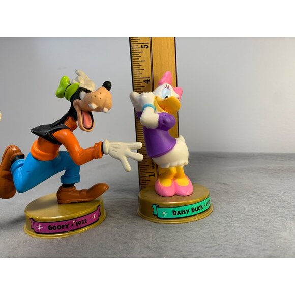 Vintage Disney Donald Duck Goofy Daisy Duck 2002 McDonalds 100 Years Of Magic Co - Picture 9 of 11